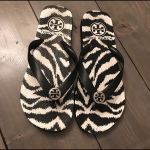 Tory Burch Flip Flops Black & White Sz 7
